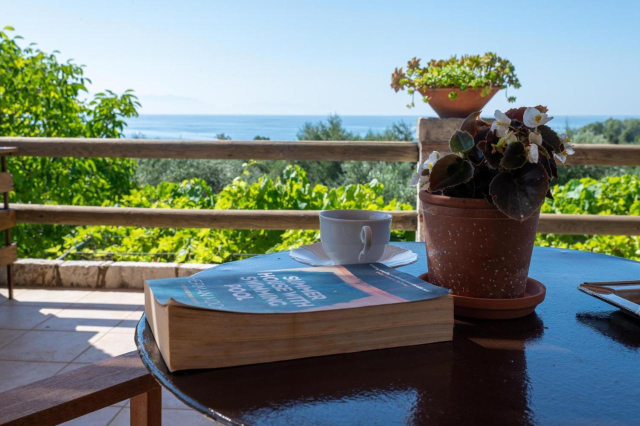 Petalidi Olive Garden Stone House Near The Beach Exterior foto
