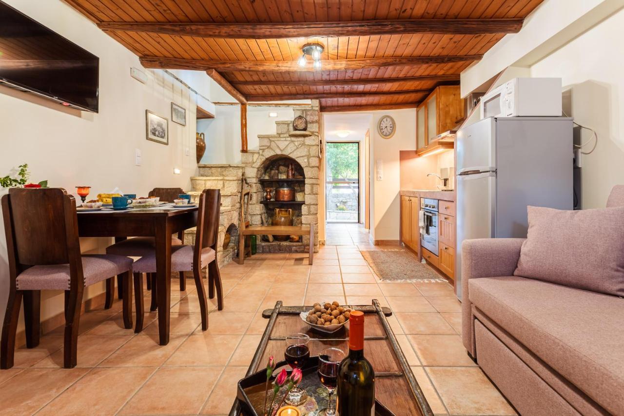 Petalidi Olive Garden Stone House Near The Beach Exterior foto