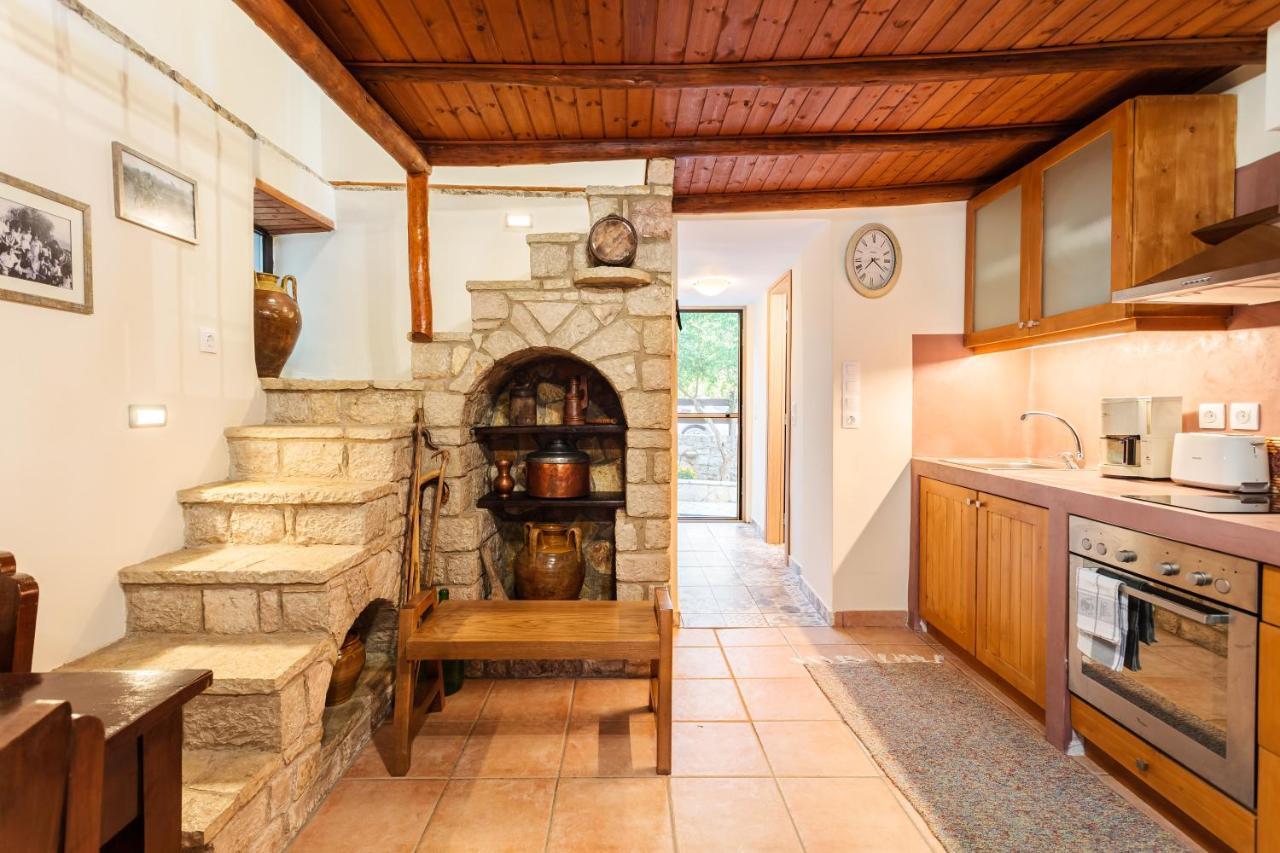 Petalidi Olive Garden Stone House Near The Beach Exterior foto