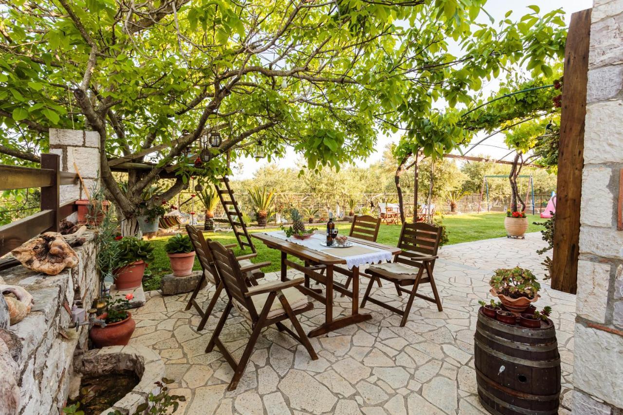 Petalidi Olive Garden Stone House Near The Beach Exterior foto