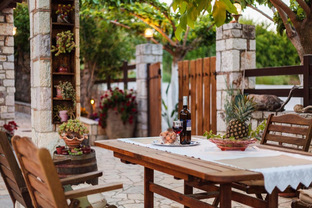 Petalidi Olive Garden Stone House Near The Beach Exterior foto